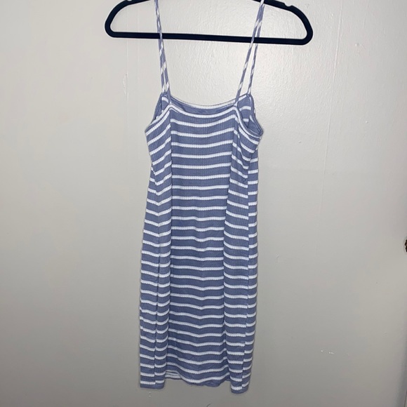 🎀NWT Blue and white striped above the knee dress! - Picture 7 of 7